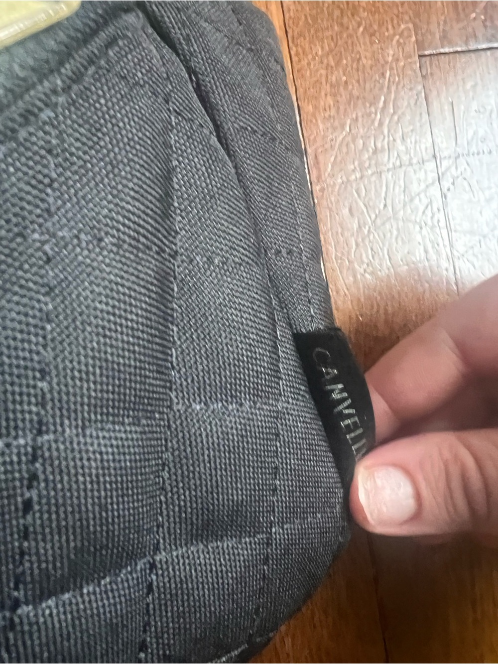 Canvelle Quilted Black Fanny pack - Picture 2 of 3